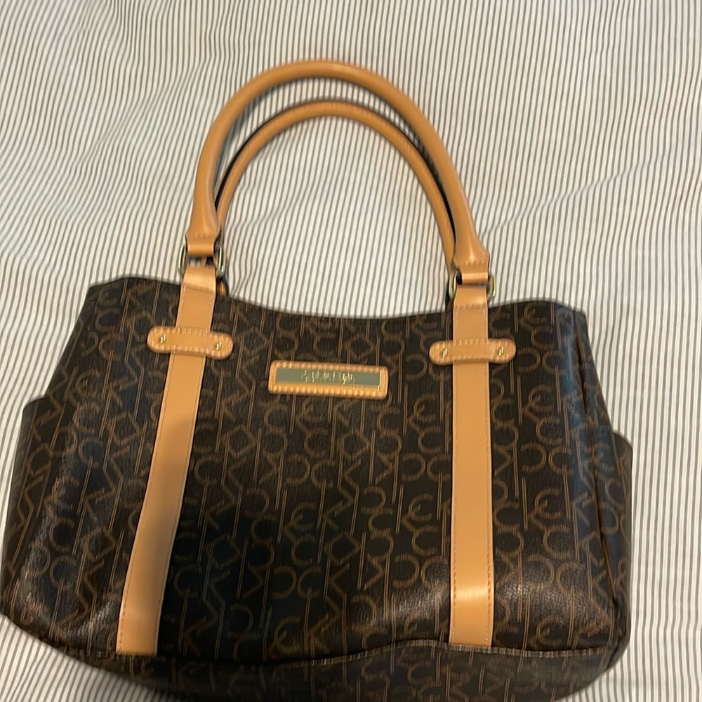 Calvin Klein handbag good condition